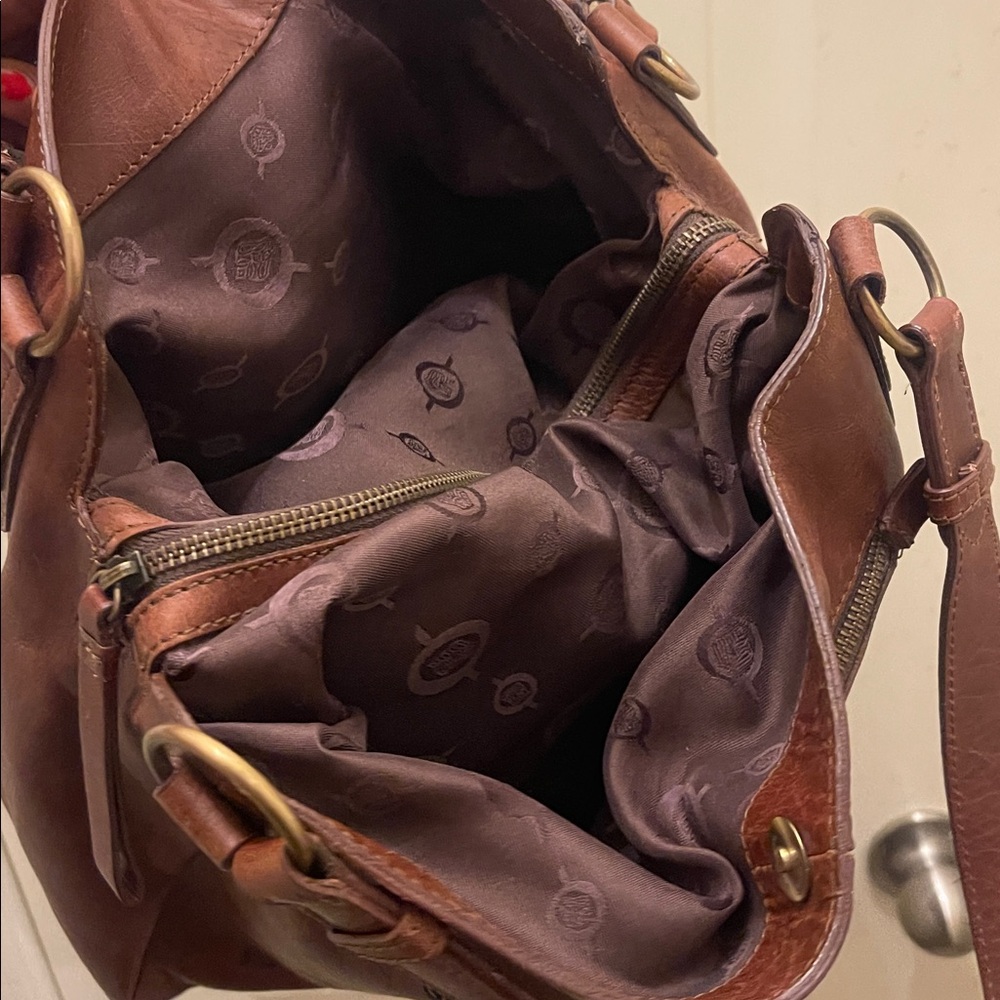 Born please check all picture of condition - Picture 12 of 17